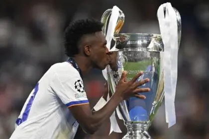 VINI JR — O SENHOR CHAMPIONS!