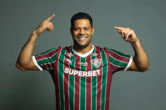 Hulk é anunciado oficialmente pelo Fluminense