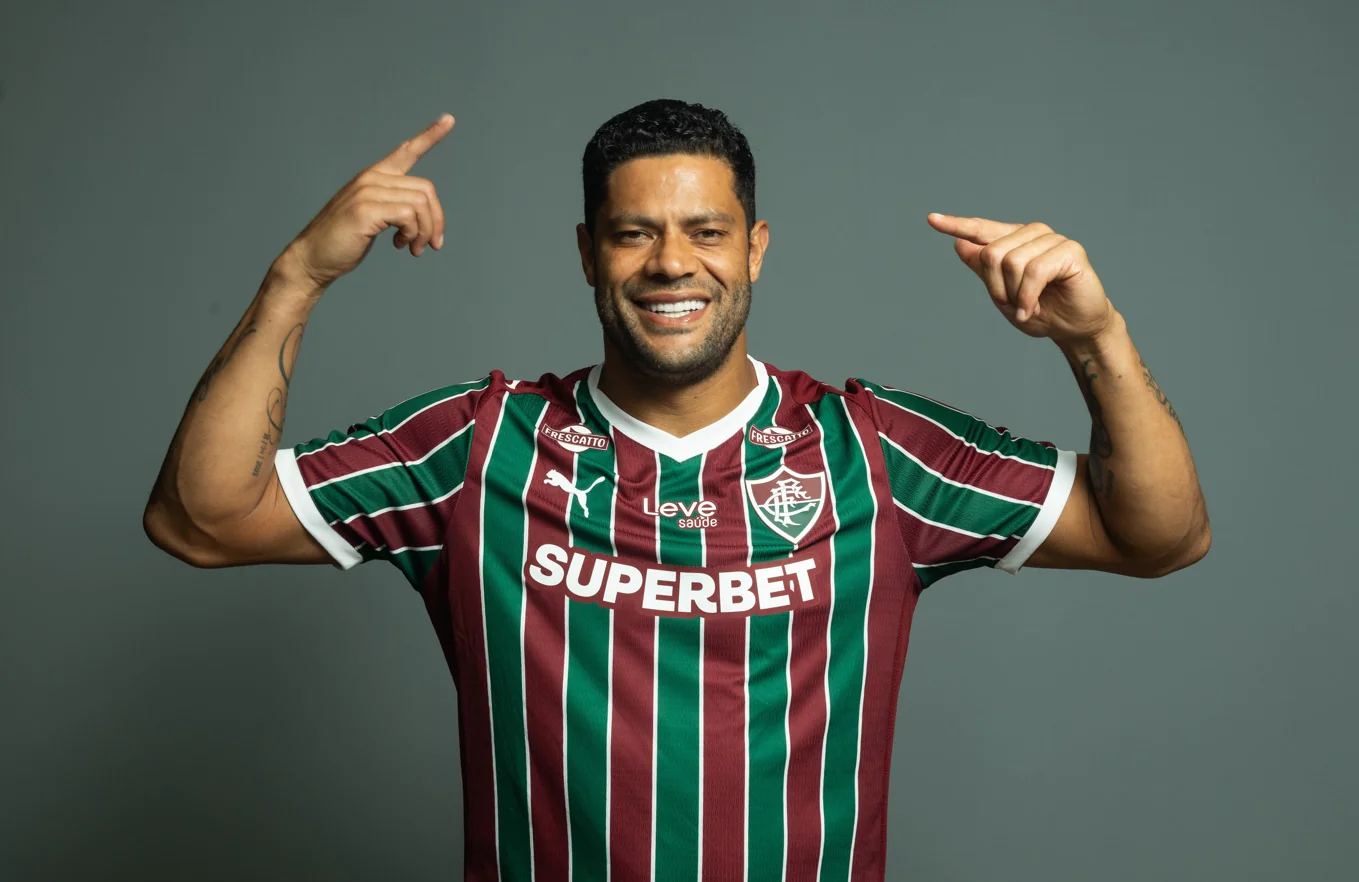 Hulk é anunciado oficialmente pelo Fluminense Hulk é anunciado oficialmente pelo Fluminense