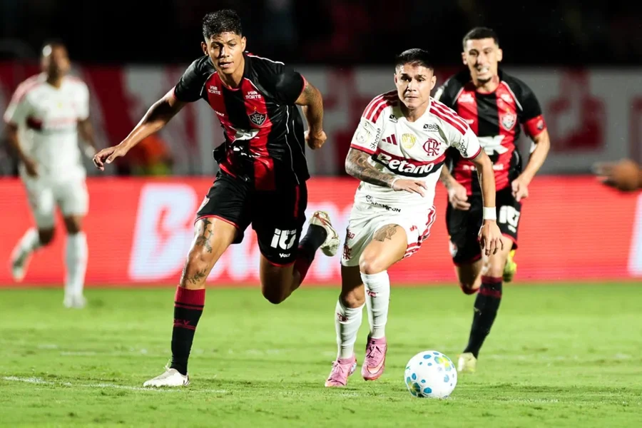 Vitória faz história e elimina o Flamengo na Copa do Brasil