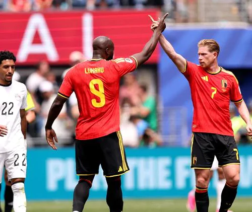 Egito faz gol contra, cede empate à Bélgica e segue sem vencer em Copas