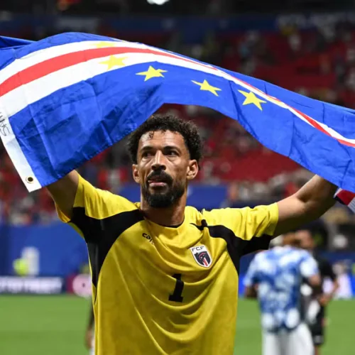 Vozinha, o goleiro da esperança