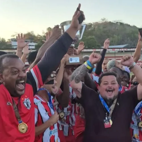 Cardoso Moreira é campeão da Quinta Divisão