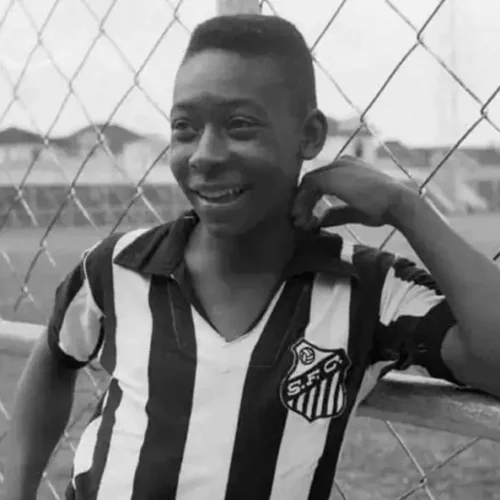 7 de Setembro de 1956: o dia em que Pelé marcou seu primeiro gol pelo Santos