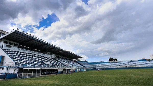 CAMPEONATO CARIOCA SÉRIE B1 COMEÇOU. CAMISAS PESADAS DISPUTAM O TÍTULO CAMPEONATO CARIOCA SÉRIE B1 COMEÇOU. CAMISAS PESADAS DISPUTAM O TÍTULO