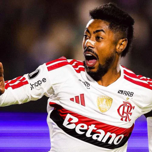 Flamengo com um pé nas semis!