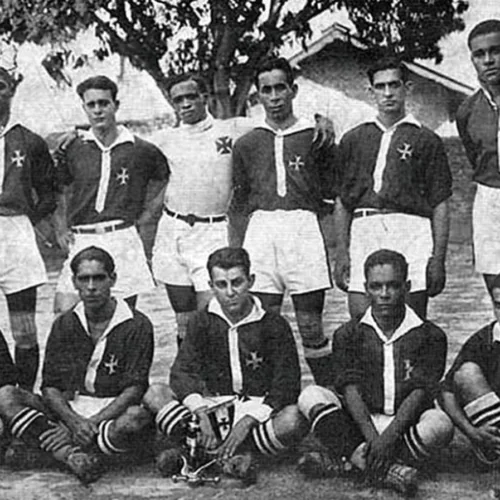 A HISTÓRIA REVELADA — O DOCUMENTÁRIO DOS CAMISAS NEGRAS