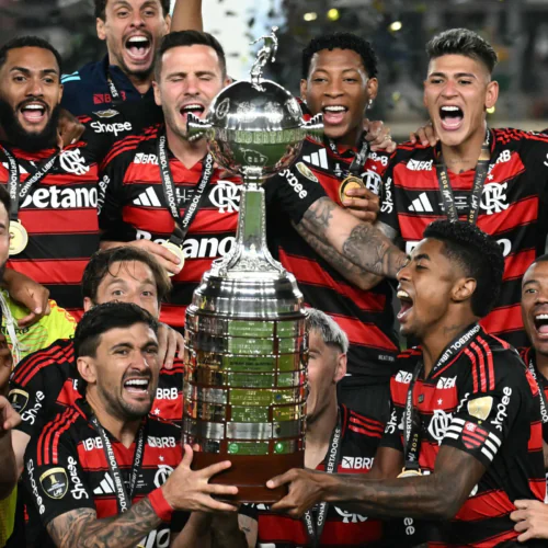FLAMENGO QUER A GLÓRIA MAIS UMA VEZ!
